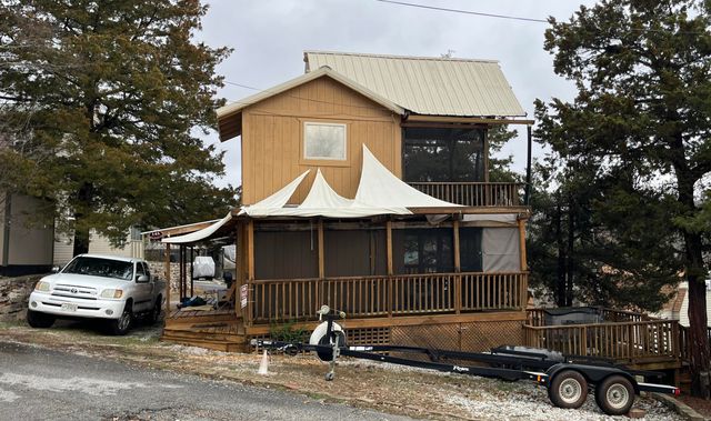 145 Avalanche Avenue, Hollister, MO 65672