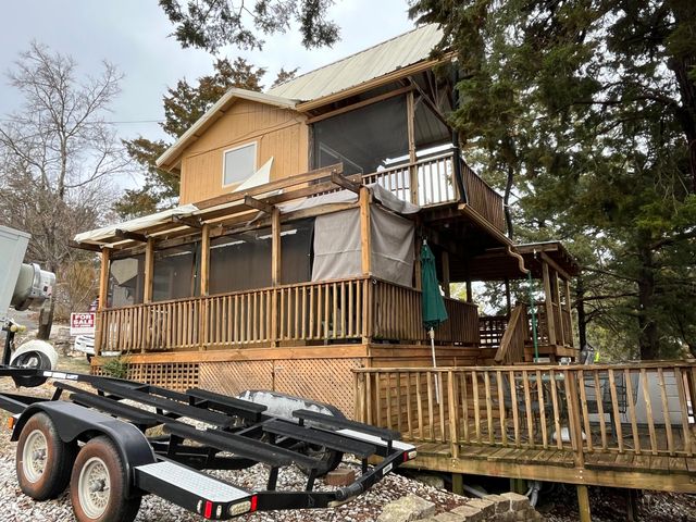 145 Avalanche Avenue, Hollister, MO 65672