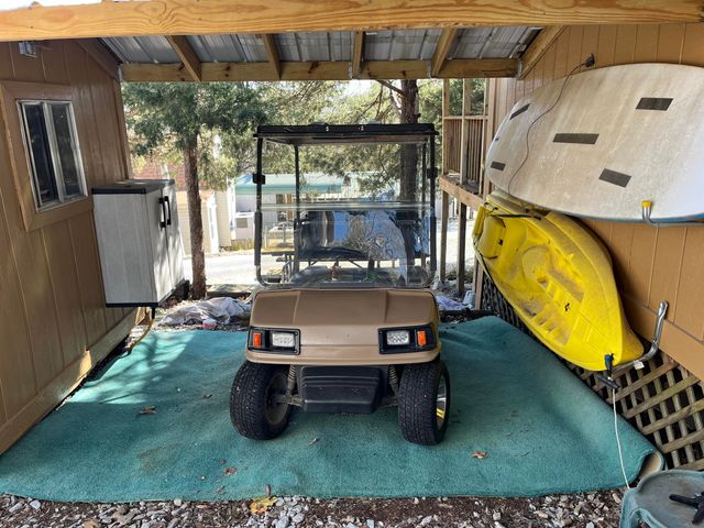 145 Avalanche Avenue, Hollister, MO 65672