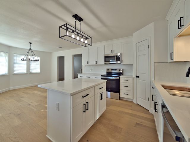 213 Bear Creek Parkway W, Keller, TX 76248