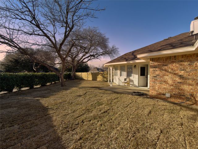 213 Bear Creek Parkway W, Keller, TX 76248