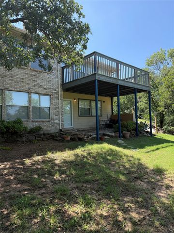 357 Kellys Circle, Runaway Bay, TX 76426