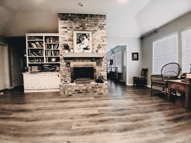 357 Kellys Circle, Runaway Bay, TX 76426