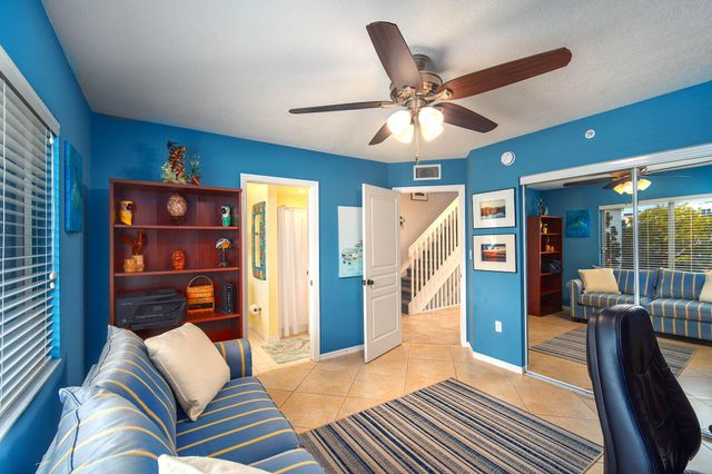 95 Coco Plum Dr Apt 4C, Marathon, FL 33050