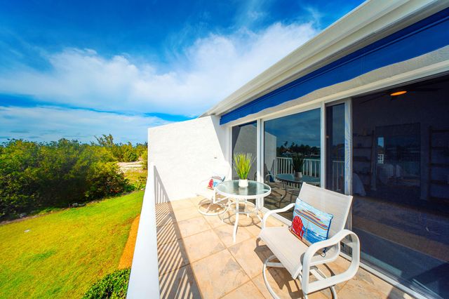 95 Coco Plum Dr Apt 4C, Marathon, FL 33050