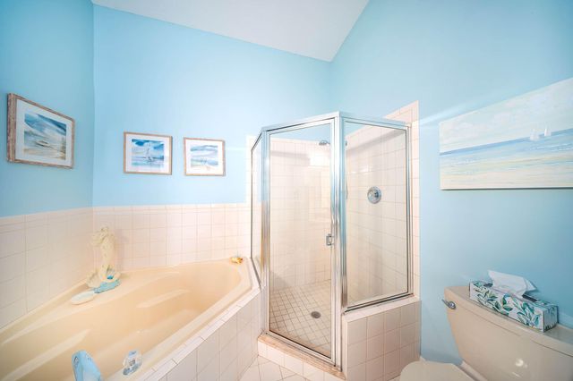 95 Coco Plum Dr Apt 4C, Marathon, FL 33050