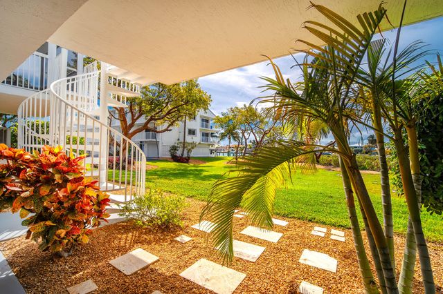 95 Coco Plum Dr Apt 4C, Marathon, FL 33050