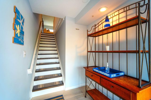 95 Coco Plum Dr Apt 4C, Marathon, FL 33050