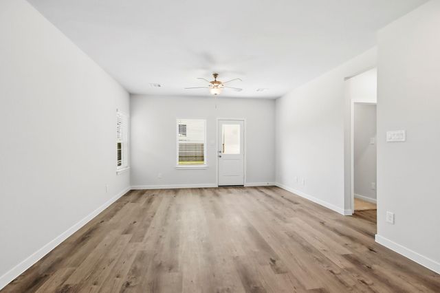 136 Rising Cedar Lane, Hockley, TX 77447