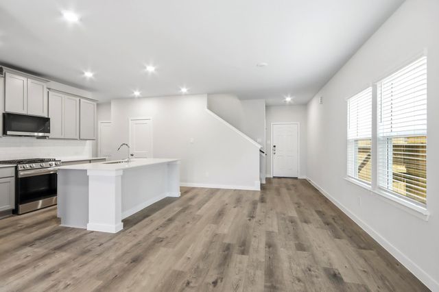 136 Rising Cedar Lane, Hockley, TX 77447