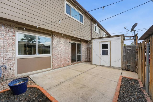 2325 Triway Lane 208, Houston, TX 77043