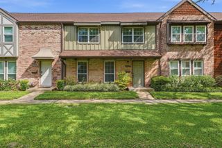 2325 Triway Lane 208, Houston, TX 77043
