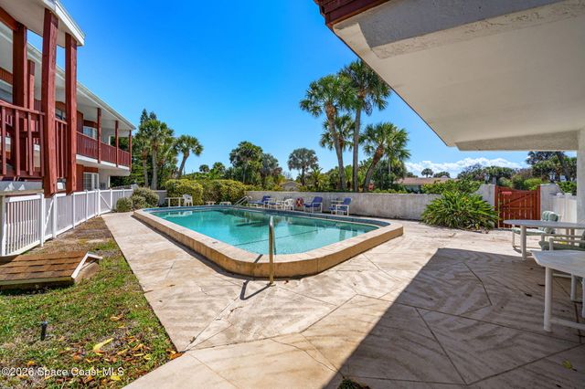 1318 S Miramar Avenue 208, Indialantic, FL 32903