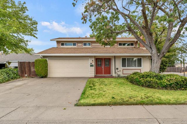 5719 Revelstok, Sacramento, CA 95842