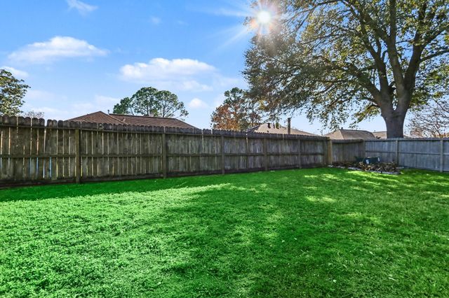 10011 Sand Pass Lane, Houston, TX 77064