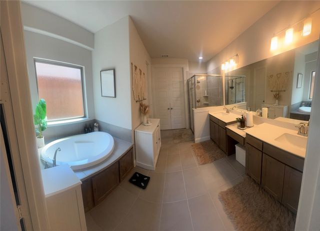 1603 Banded Ledge Drive, Mansfield, TX 76063