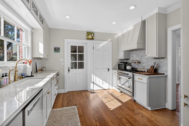 367 Pierremont Road, Shreveport, LA 71106