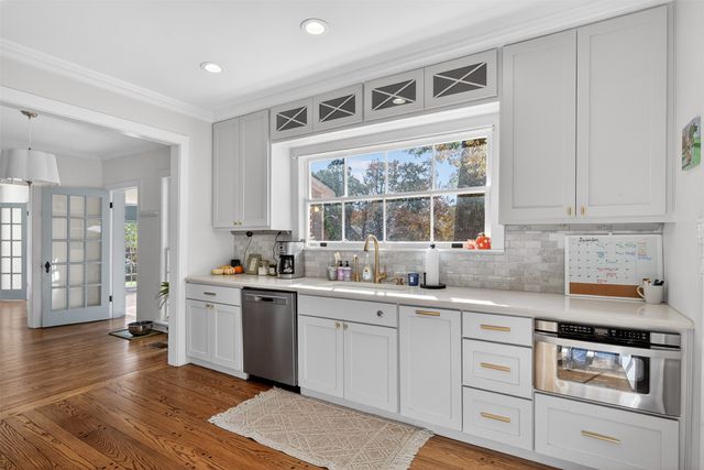 367 Pierremont Road, Shreveport, LA 71106