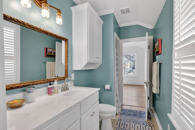 367 Pierremont Road, Shreveport, LA 71106