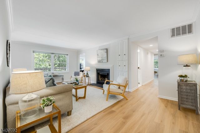 14 Heritage Dr G, Chatham Twp., NJ 07928