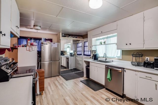 3319 MYERS CT, Cheyenne, WY 82001