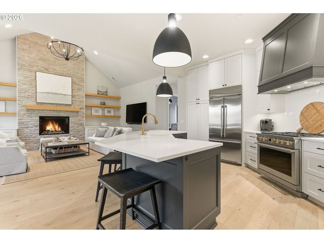 4515 Sw 59TH Ave, Portland, OR 97221