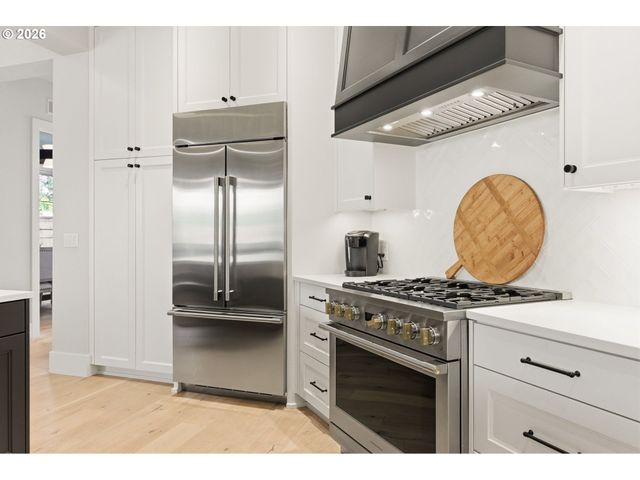 4515 Sw 59TH Ave, Portland, OR 97221