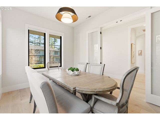 4515 Sw 59TH Ave, Portland, OR 97221