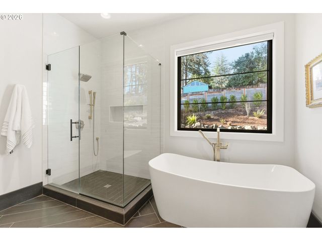 4515 Sw 59TH Ave, Portland, OR 97221