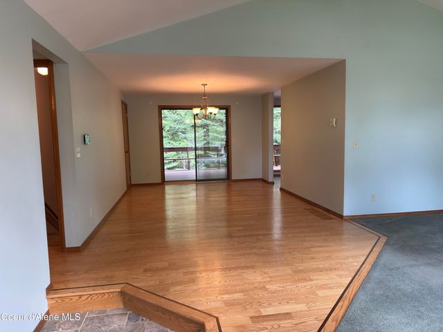12787 N Emerald DR, Hayden, ID 83835