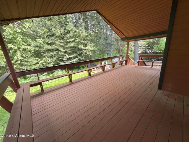 12787 N Emerald DR, Hayden, ID 83835