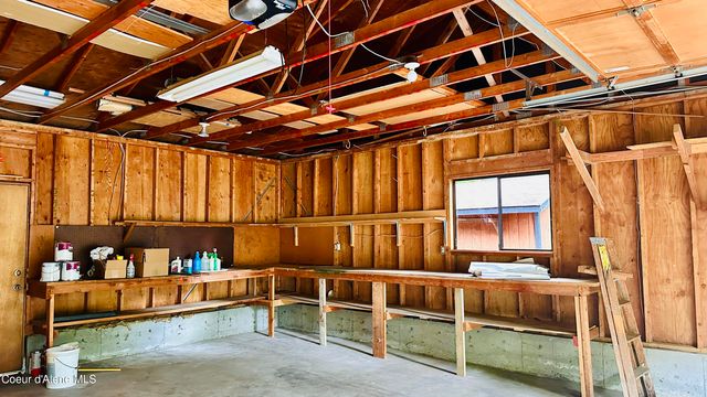 12787 N Emerald DR, Hayden, ID 83835