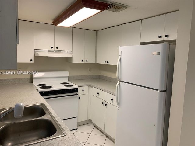 9631 SW 138TH AVE 9631, Miami, FL 33186