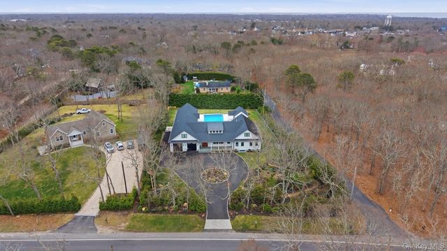 47 Old Riverhead Road, Hampton Bays, NY 11946