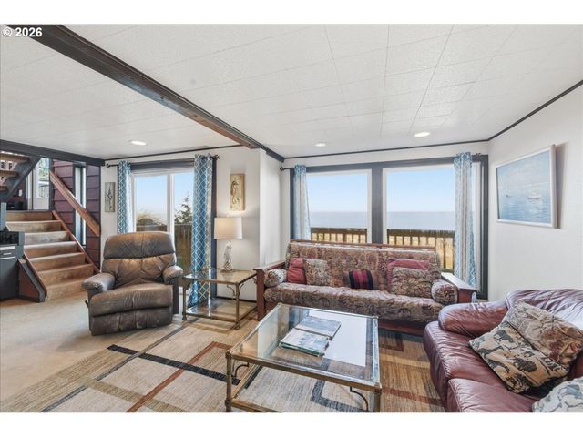 333 PACIFIC VIEW Dr, Rockaway Beach, OR 97136