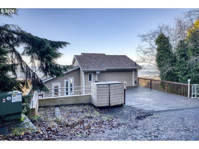 333 PACIFIC VIEW Dr, Rockaway Beach, OR 97136