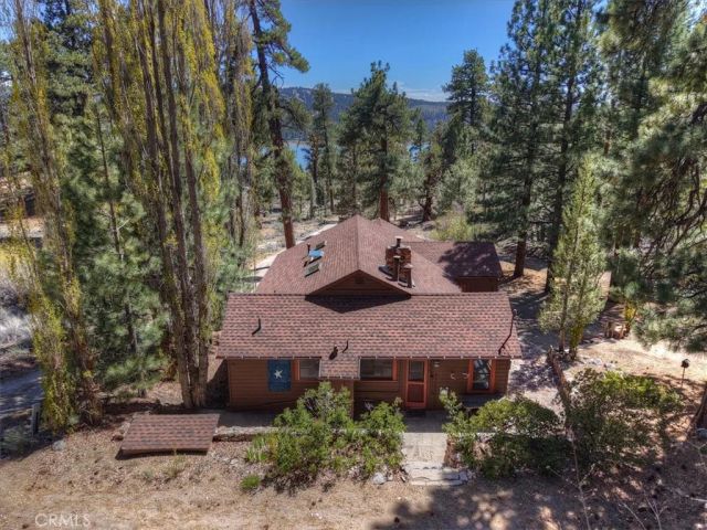 4 Lakeview Track, Fawnskin, CA 92333