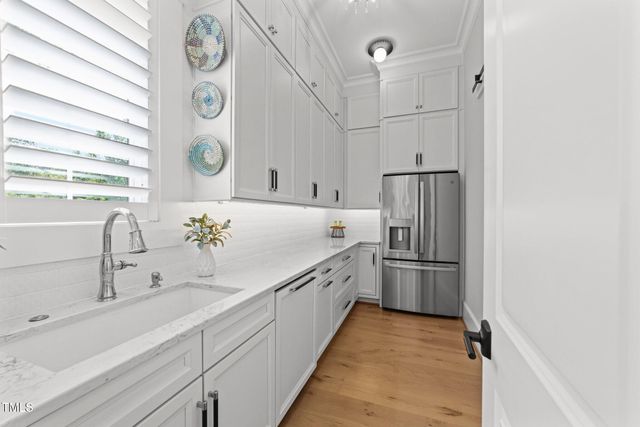 1208 Hunting Ridge Road, Raleigh, NC 27615