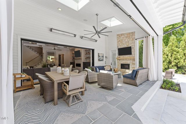 1208 Hunting Ridge Road, Raleigh, NC 27615