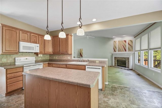 1016 Kendal Drive, Broadview Heights, OH 44147