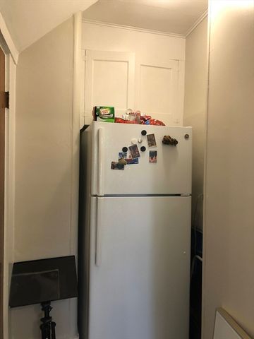 13 Nonantum 1R, Newton, MA 02458