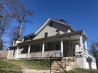 13 Nonantum 1R, Newton, MA 02458