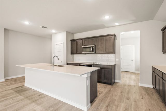 154 Lost Maples Way, Waxahachie, TX 75165