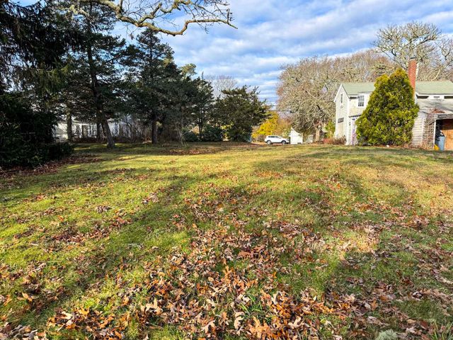 30 Pond Street, Osterville, MA 02655