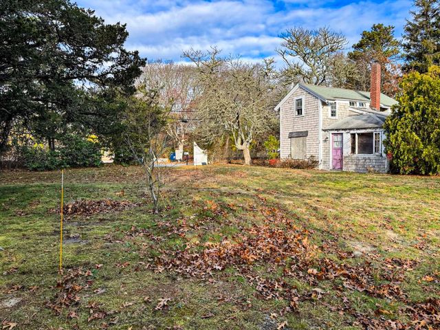 30 Pond Street, Osterville, MA 02655