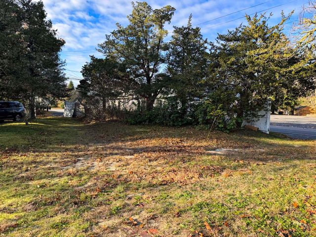 30 Pond Street, Osterville, MA 02655