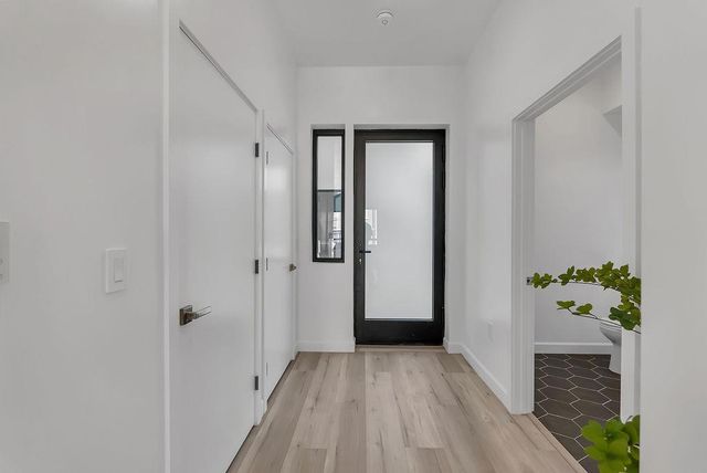 889 McLellan Drive 205, South San Francisco, CA 94080