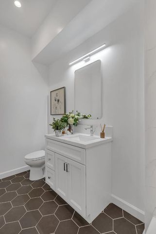 889 McLellan Drive 205, South San Francisco, CA 94080