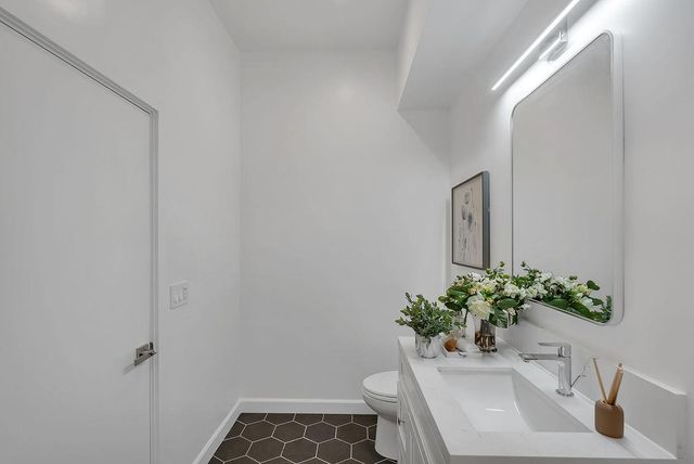 889 McLellan Drive 205, South San Francisco, CA 94080
