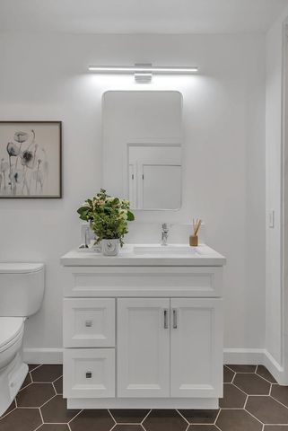 889 McLellan Drive 205, South San Francisco, CA 94080